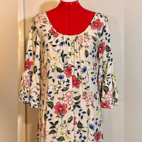 Gently Used Christy Dawn Rowe Dress, Cream Floral, Size Small - Picture 3 of 16